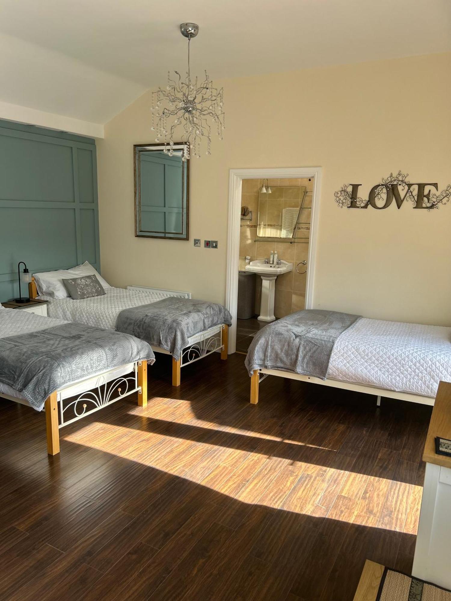 Gracefield Bed & Breakfast Artane Bagian luar foto